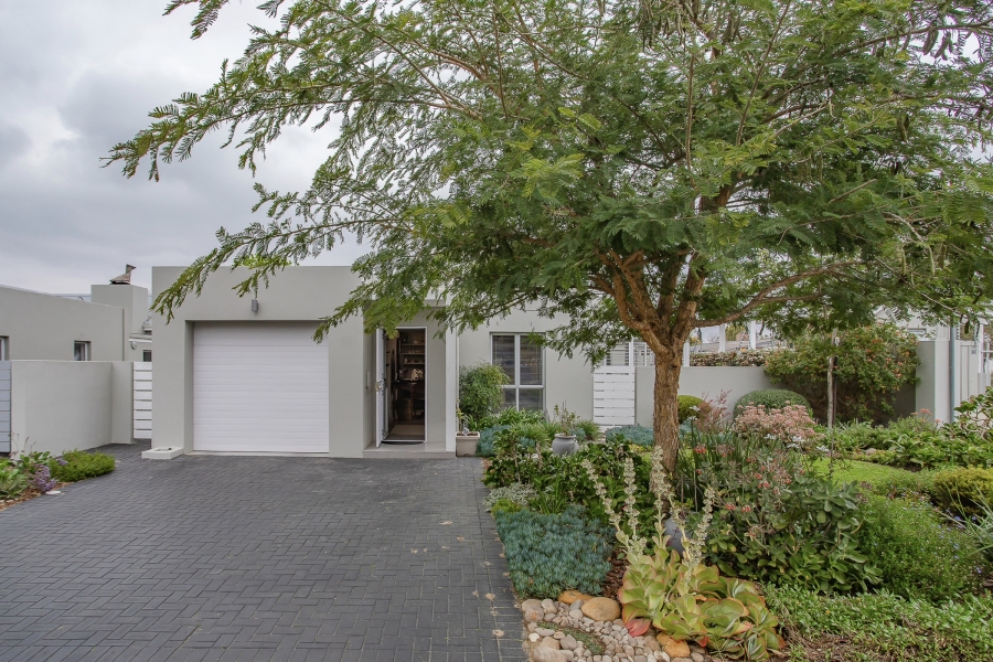 2 Bedroom Property for Sale in Paarl North Western Cape
